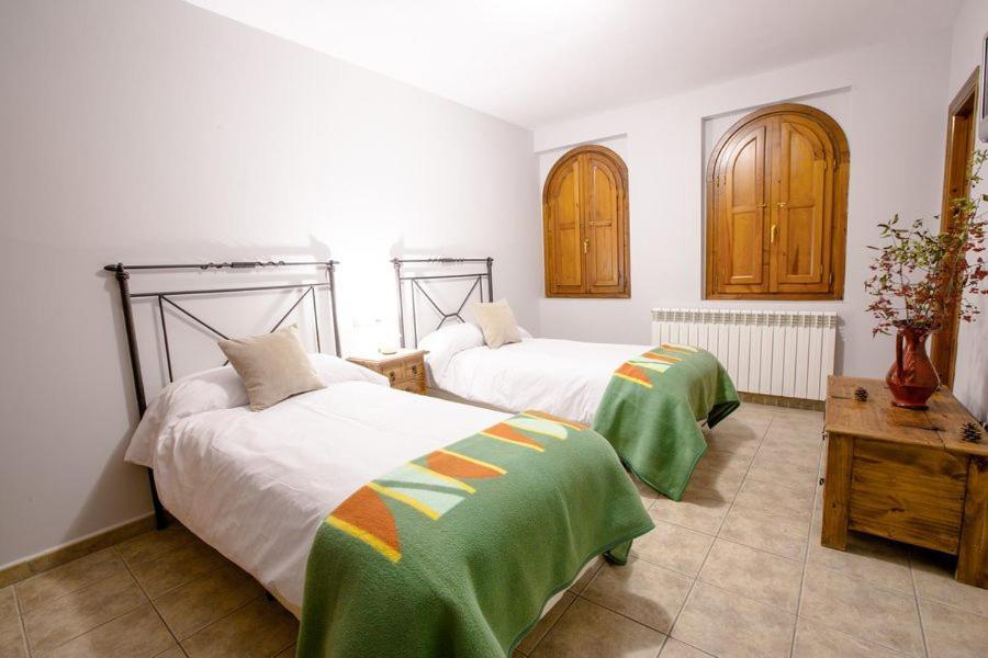 Hostal Antiguo Hospital Линарес-де-Мора Экстерьер фото